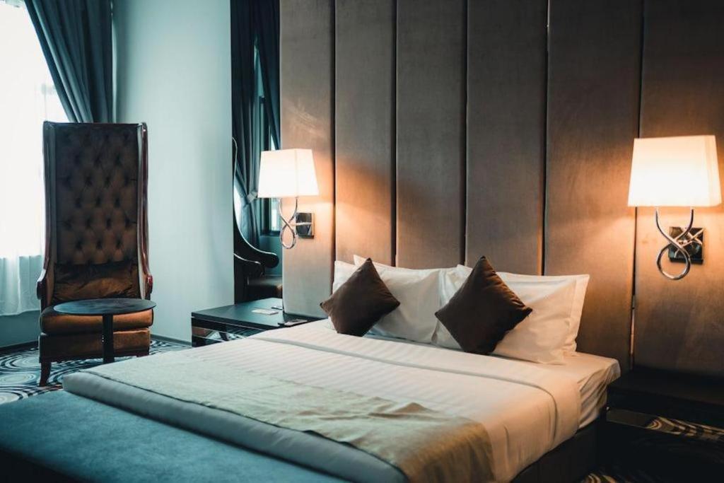 Hotel Avenue Garden 4*