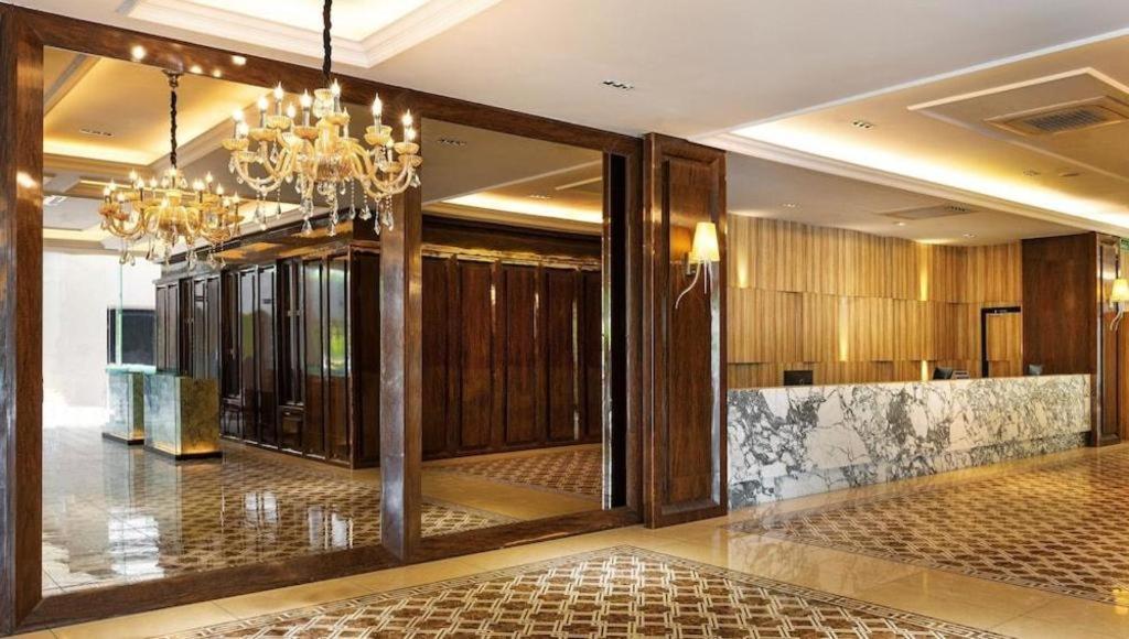 Avenue Garden Hotel 4*