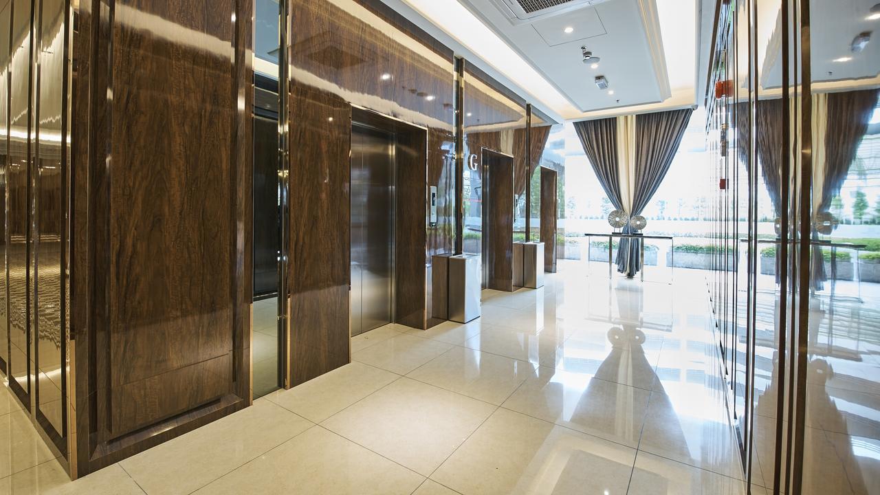 Avenue Garden Hotel 4*