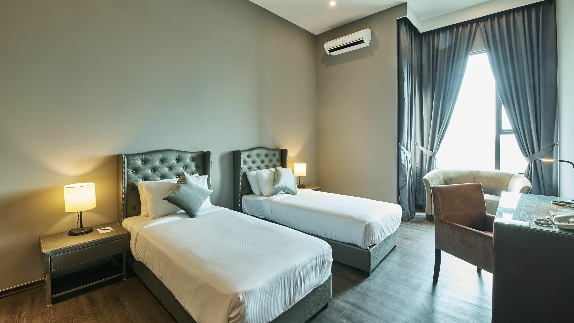 Avenue Garden Hotel